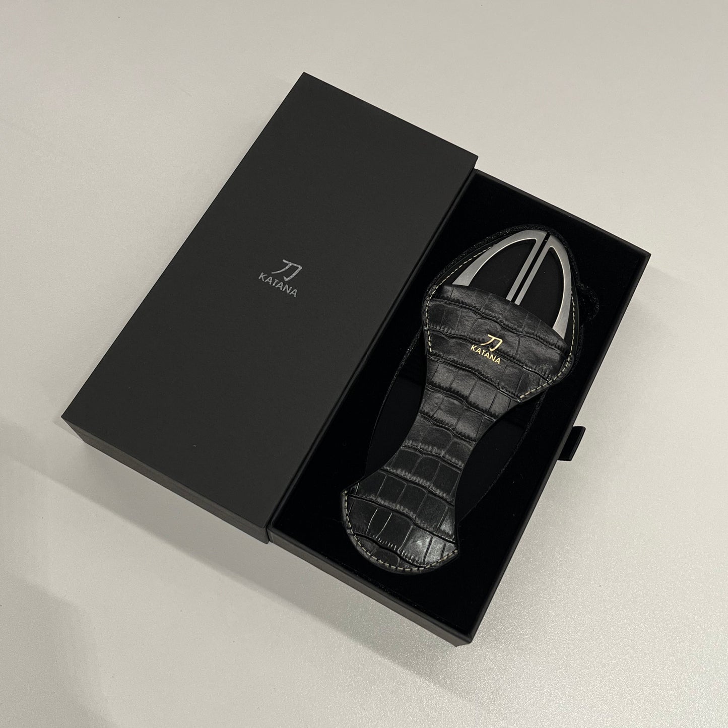 Nobdesign  Cigar Cutter "Katana" Silver