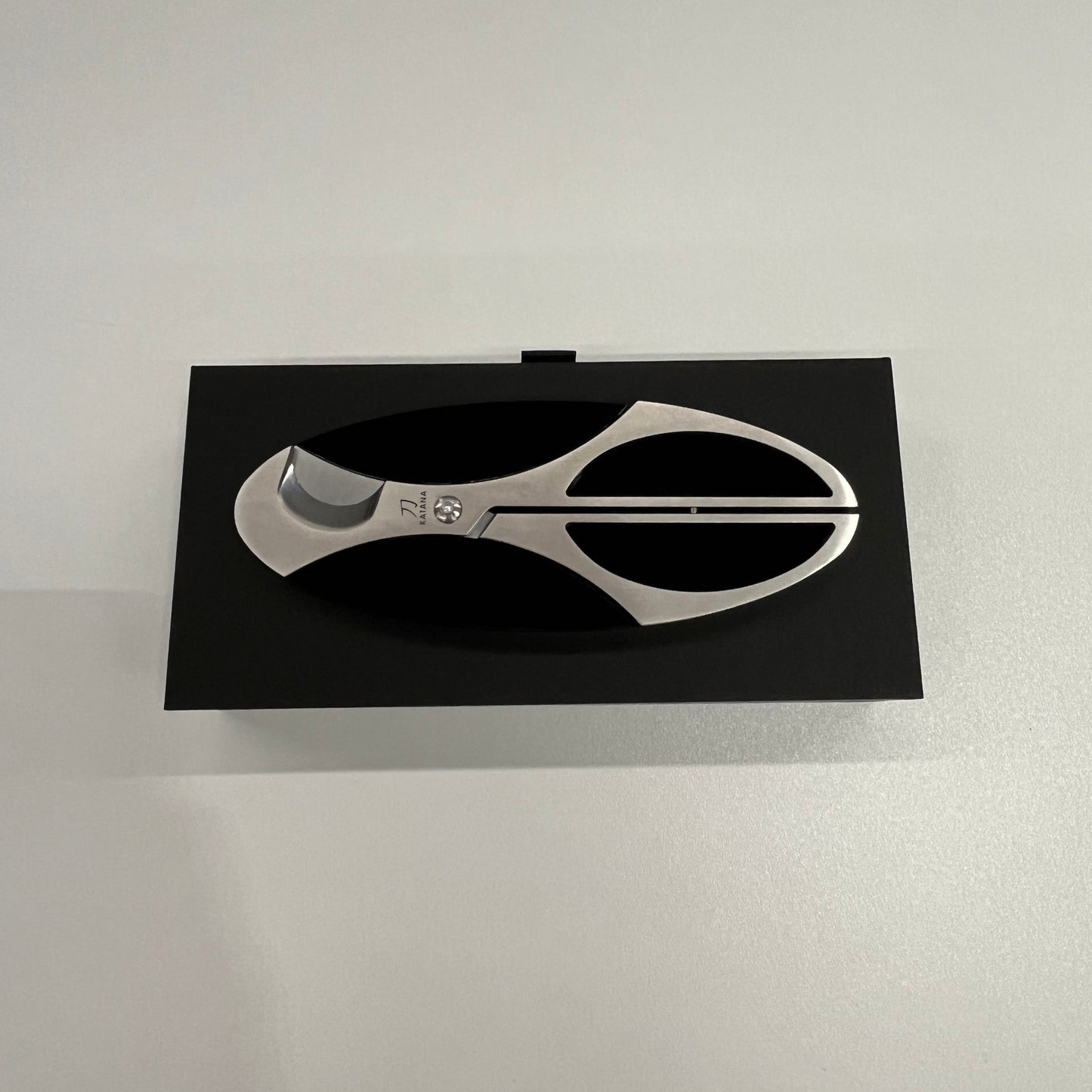 Nobdesign  Cigar Cutter "Katana" Silver